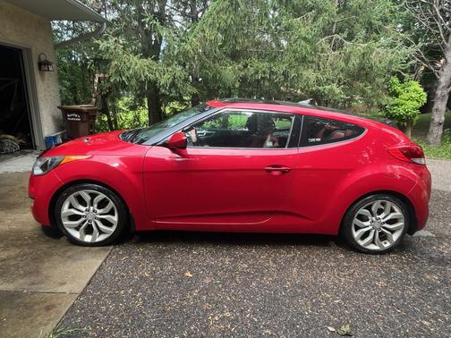 2012 Hyundai Veloster Base