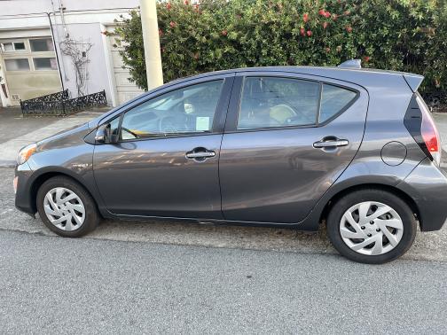 2015 Toyota Prius c Four