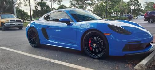 2023 Porsche 718 Cayman GTS 4.0