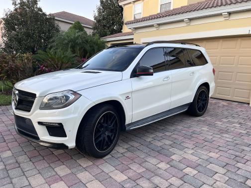 2014 Mercedes-Benz GL-Class GL 550 4MATIC