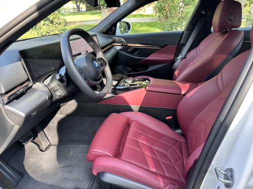 2024 BMW i5 eDrive40