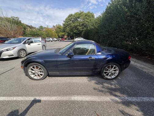 Blue 2011 Mazda MX-5 Miata Grand Touring