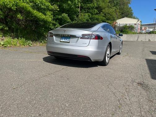 Silver 2018 Tesla Model S 100D