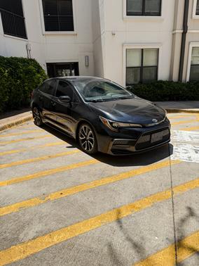 Black 2020 Toyota Corolla SE