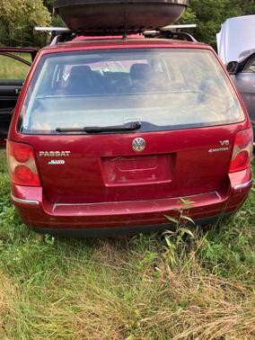 Red 2003 Volkswagen Passat GLX