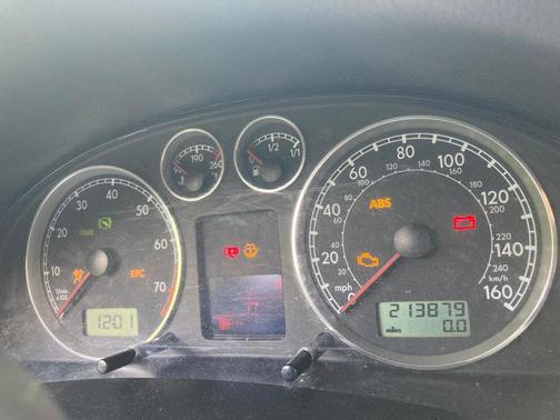 Red 2003 Volkswagen Passat GLX
