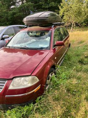 Red 2003 Volkswagen Passat GLX