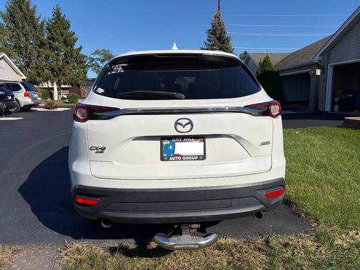 White 2018 Mazda CX-9 Touring