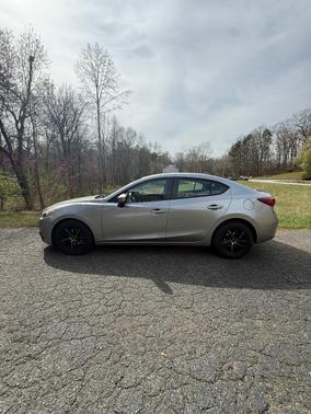 2016 Mazda Mazda3 i Sport