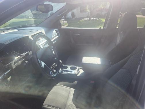 Silver 2016 GMC Acadia SLE-2