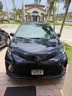Blue 2025 Toyota Sienna XSE