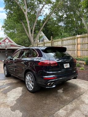 Blue 2017 Porsche Cayenne Cayenne S