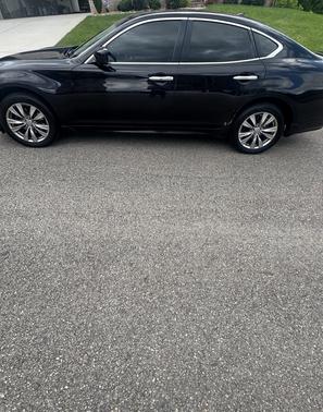 Black 2012 INFINITI M37 x