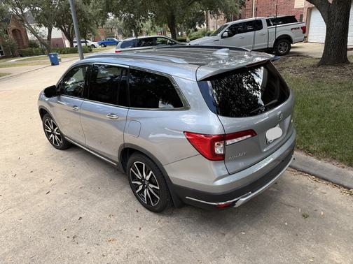 2021 Honda Pilot Touring 8-Passenger