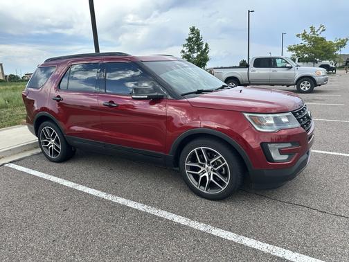 2016 Ford Explorer Sport