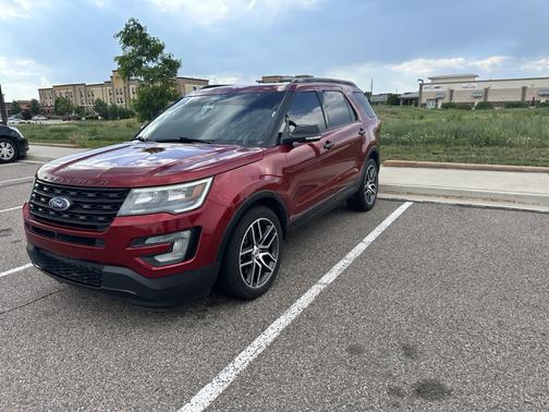 2016 Ford Explorer Sport