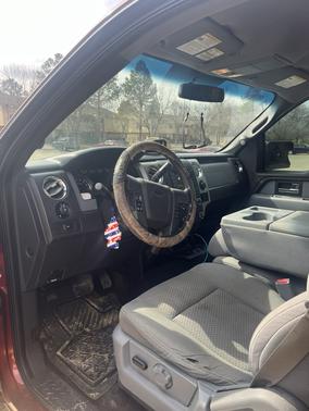 Red 2014 Ford F-150 XLT