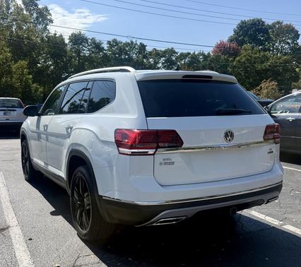 White 2019 Volkswagen Atlas 3.6L SEL