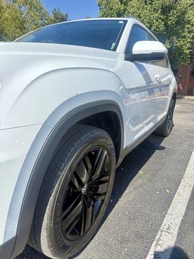 White 2019 Volkswagen Atlas 3.6L SEL