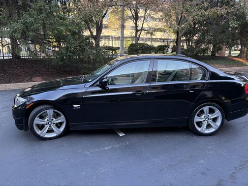 Black 2011 BMW 335 i xDrive