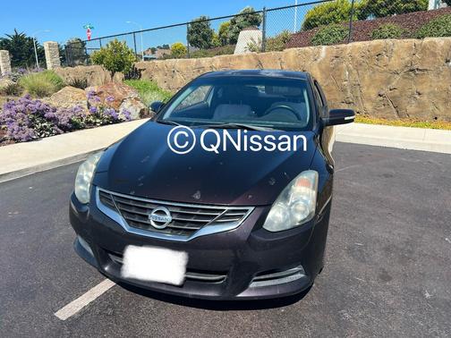 Black 2011 Nissan Altima 2.5 S