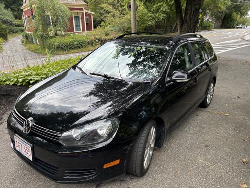 2014 Volkswagen Jetta SportWagen Manual TDI w/Sunroof & Nav