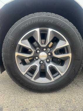 2021 Chevrolet Suburban LT