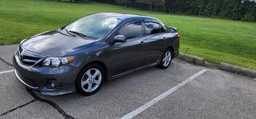 Gray 2012 Toyota Corolla S