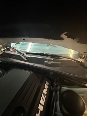 White 2010 Dodge Challenger R/T