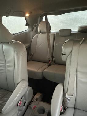 Red 2011 Toyota Sienna XLE