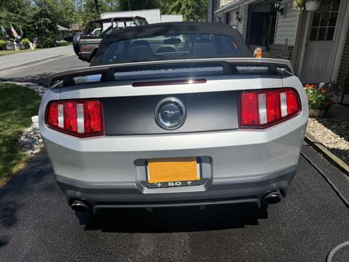 2011 Ford Mustang GT Premium