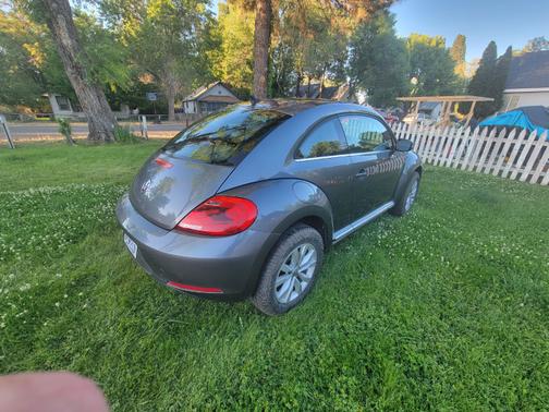 2013 Volkswagen Beetle 2.0L TDI