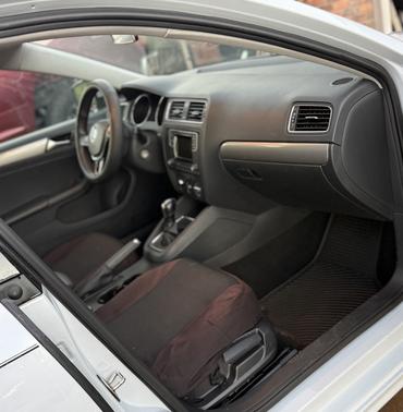 White 2017 Volkswagen Jetta 1.4T S