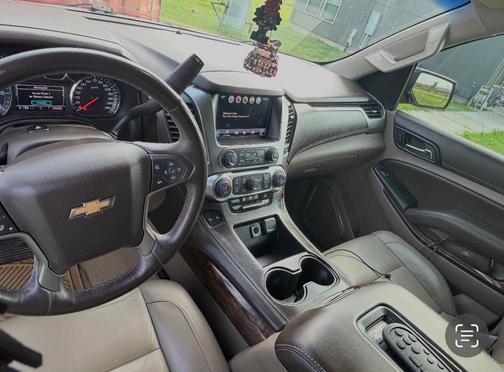 Red 2016 Chevrolet Suburban LT
