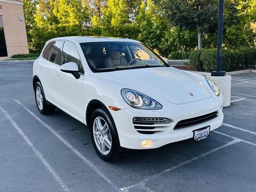 2011 Porsche Cayenne Cayenne