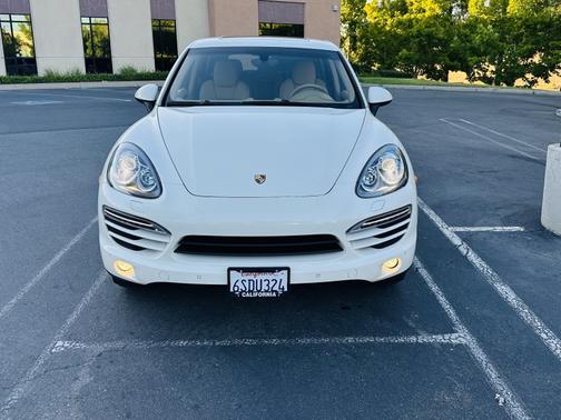 2011 Porsche Cayenne Cayenne