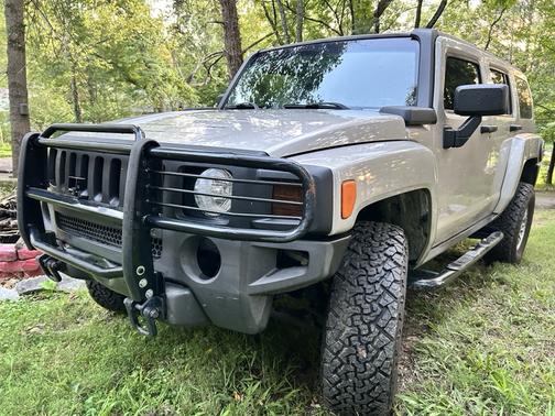 2006 Hummer H3 Base