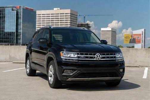 Black 2018 Volkswagen Atlas 2.0T SE