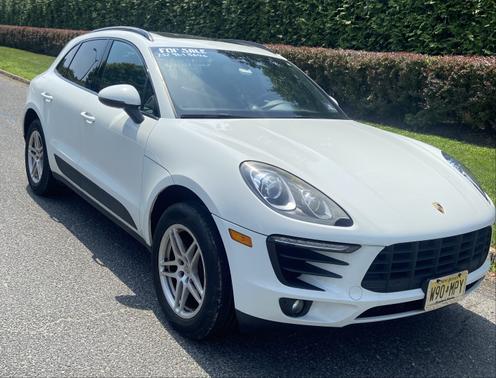2017 Porsche Macan Base