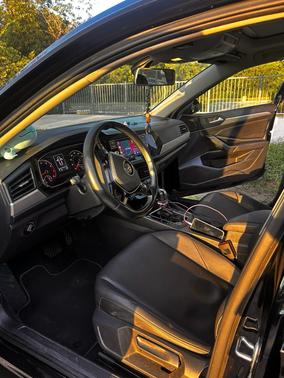 2019 Volkswagen Jetta 1.4T R-Line