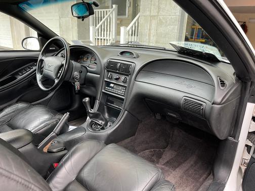 White 1996 Ford Mustang GT