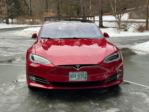 2021 Tesla Model S Long Range