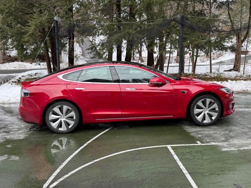 2021 Tesla Model S Long Range