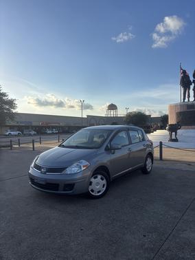 Gray 2008 Nissan Versa S