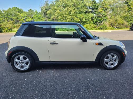 2008 MINI Cooper Base
