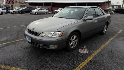 1997 Lexus ES 300 Base