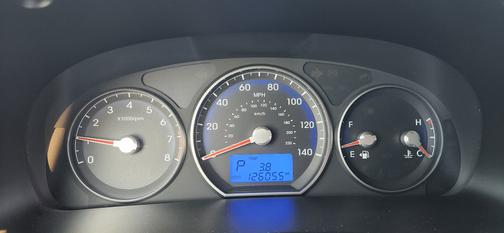 2012 Hyundai SANTA FE SE