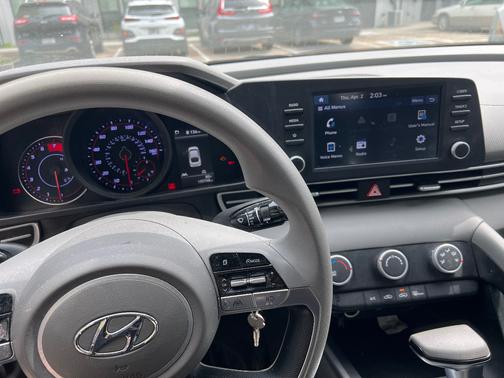 2021 Hyundai ELANTRA SE