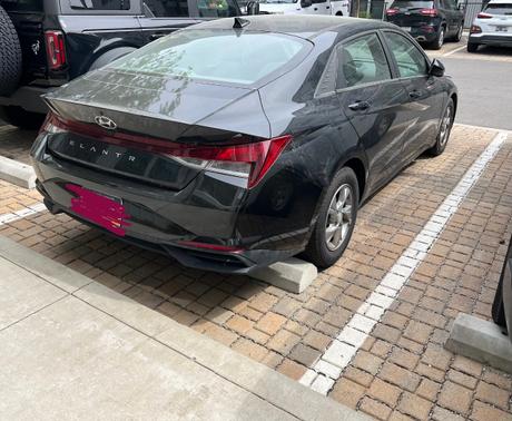 2021 Hyundai ELANTRA SE