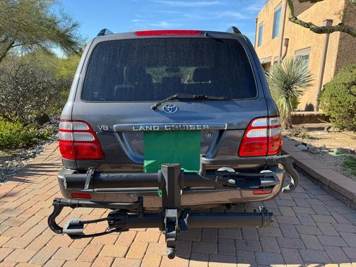 2004 Toyota Land Cruiser Base